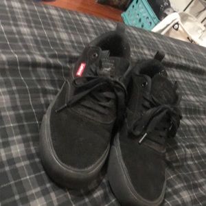 Levi’s Black shoe size 8